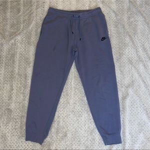 Women’s Nike Large Standard Fit Sweatpants in Blue/Grey Color